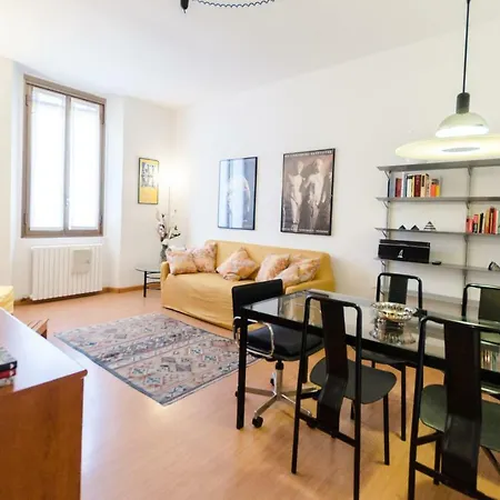 Roomy Central Apartment Milan Exterior photo